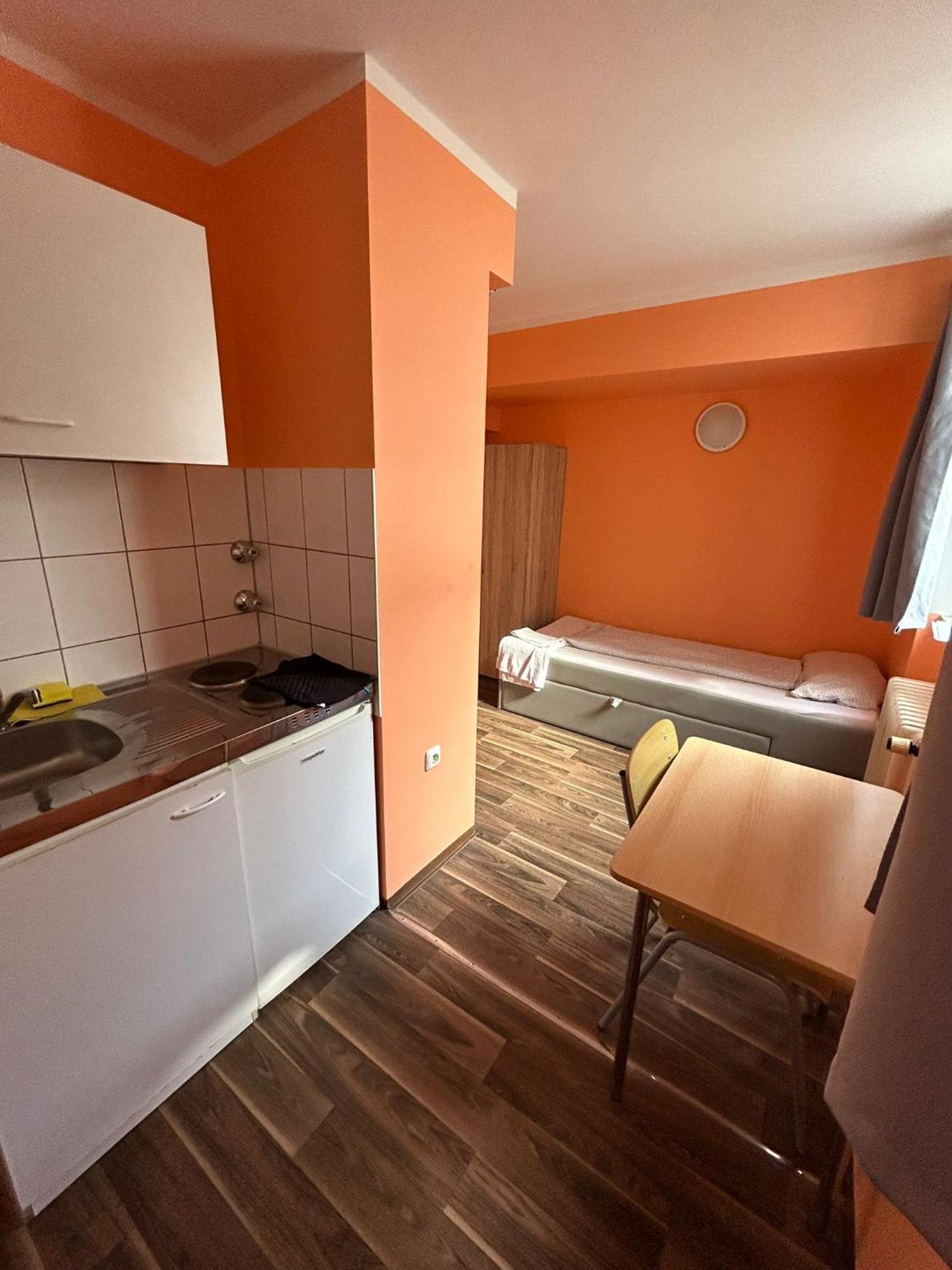 Low Budget Central Station Aparthostel München Ngoại thất bức ảnh