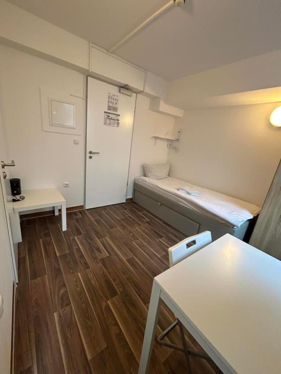 Low Budget Central Station Aparthostel München Ngoại thất bức ảnh