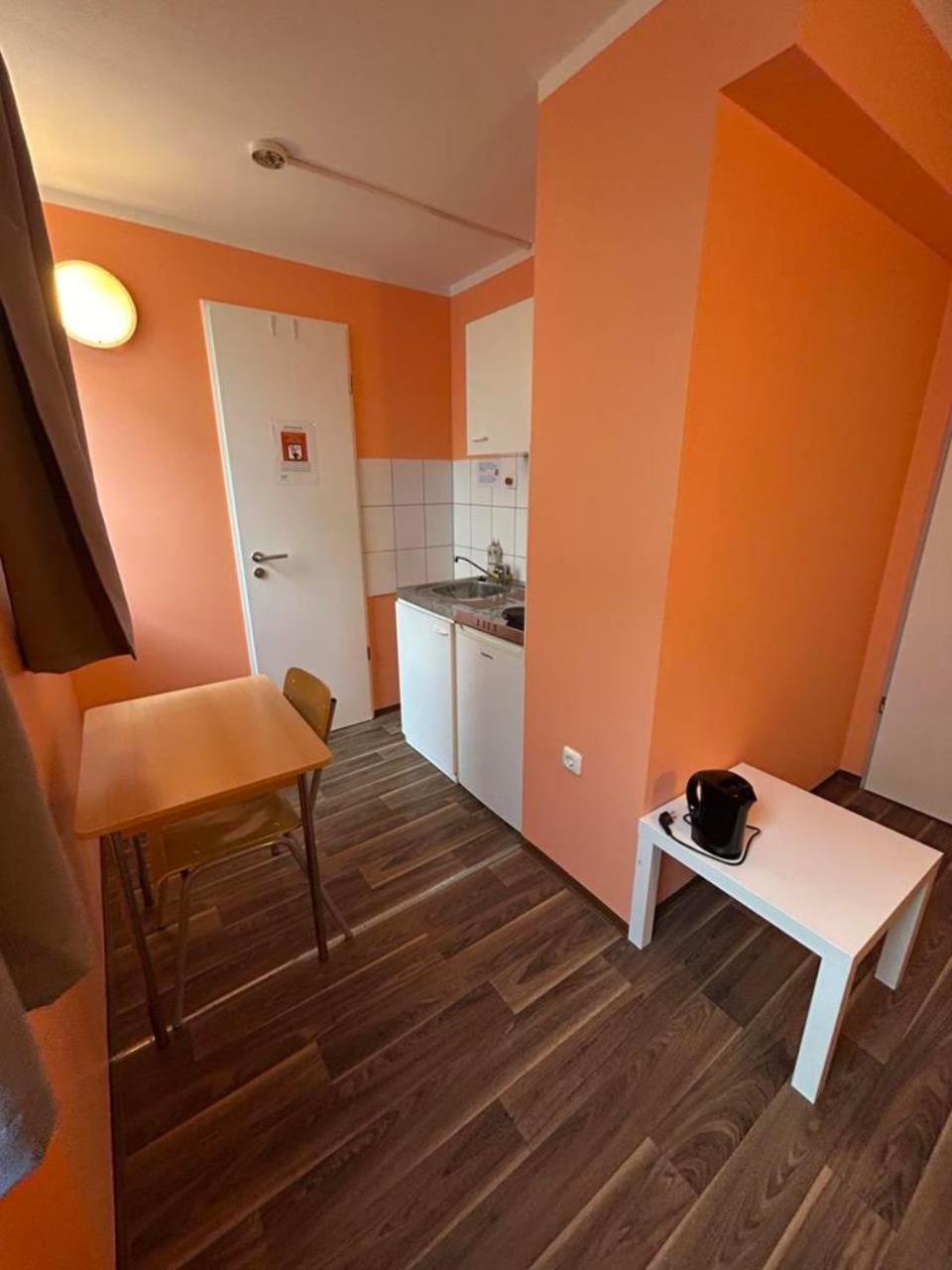 Low Budget Central Station Aparthostel München Ngoại thất bức ảnh