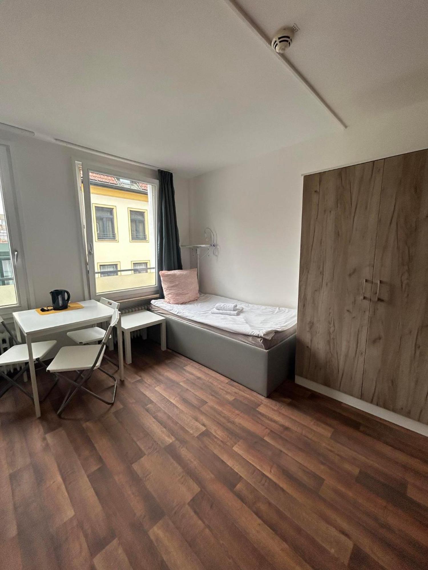 Low Budget Central Station Aparthostel München Ngoại thất bức ảnh