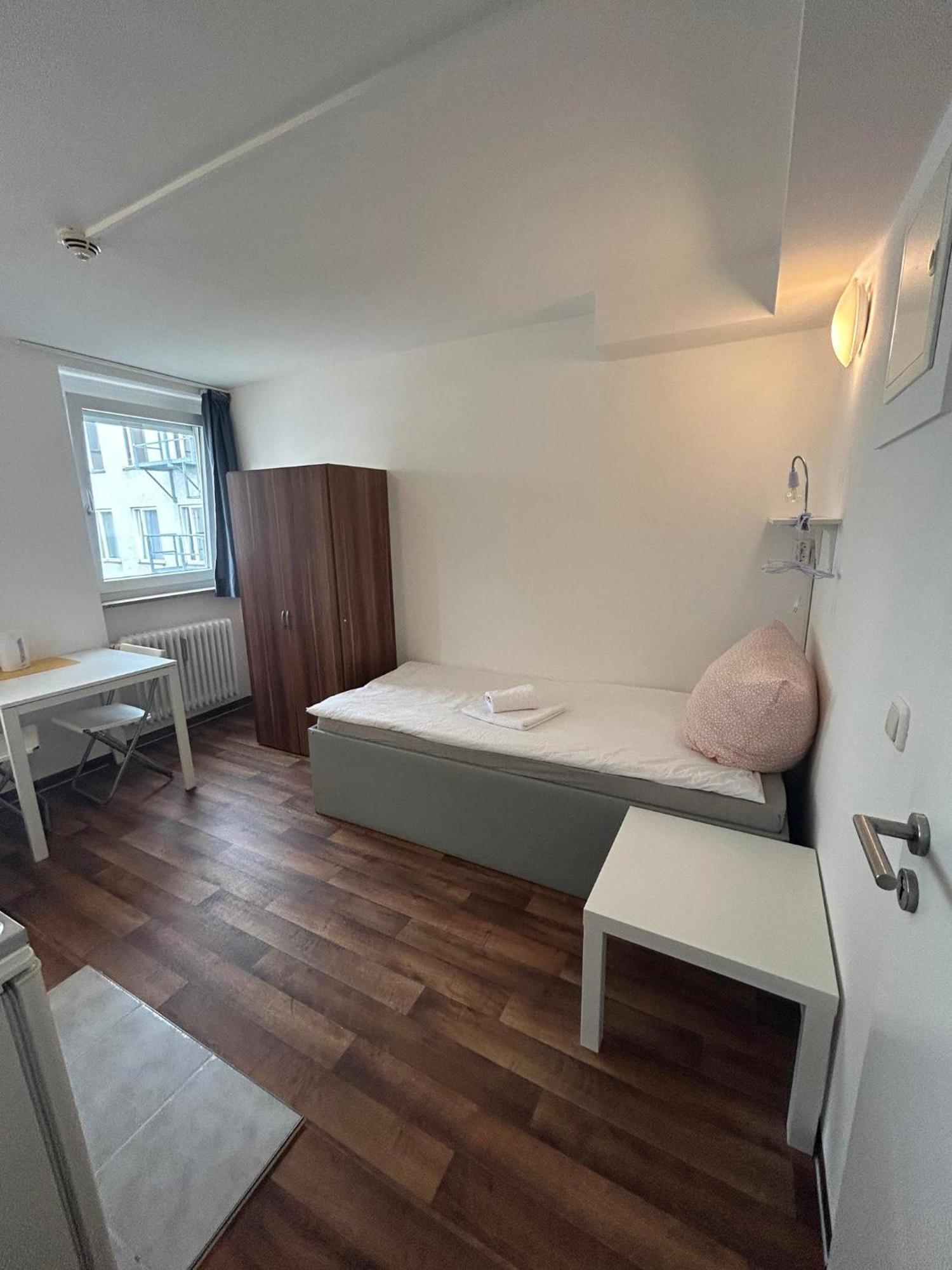 Low Budget Central Station Aparthostel München Ngoại thất bức ảnh